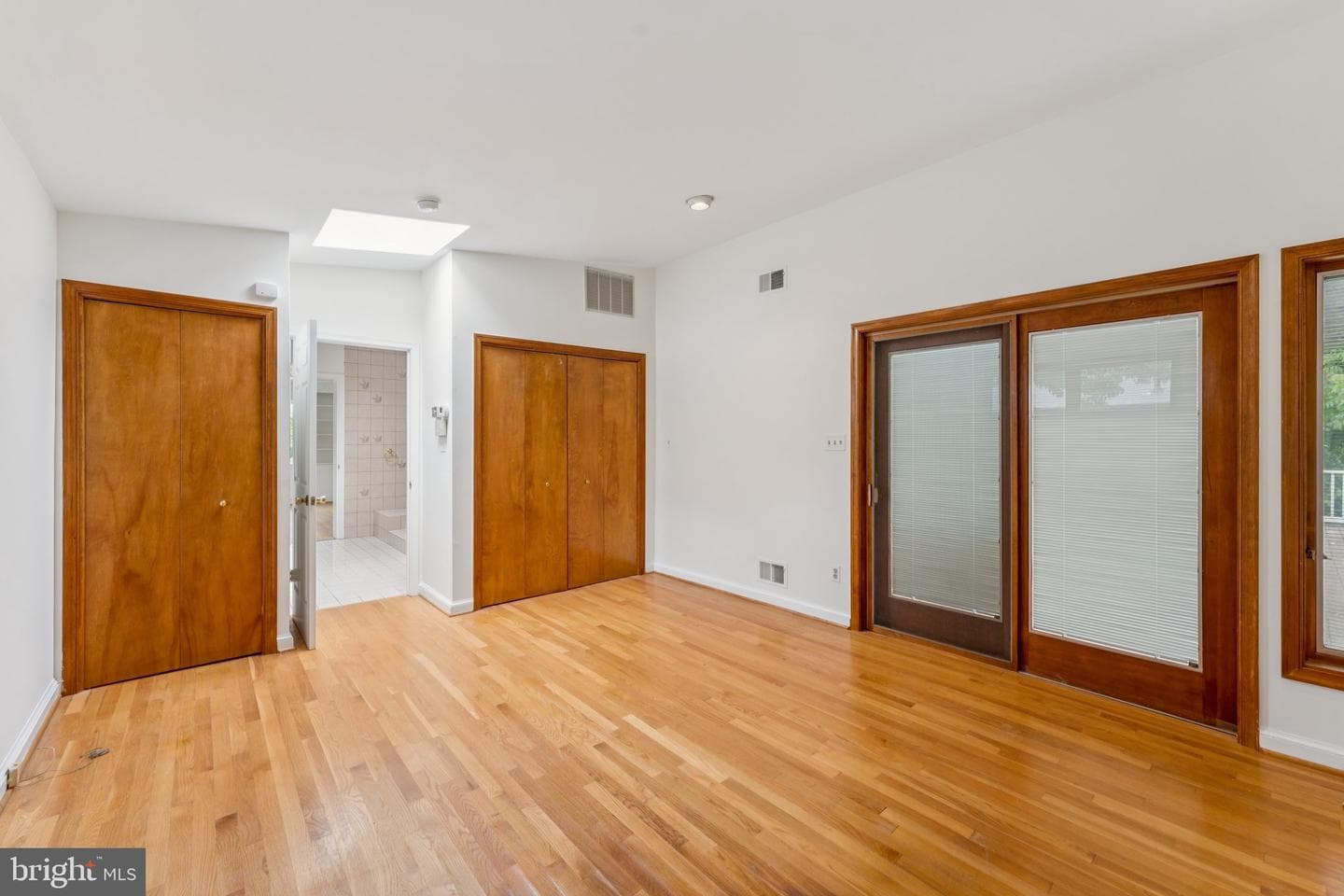 7052 31st Street NW photo 33