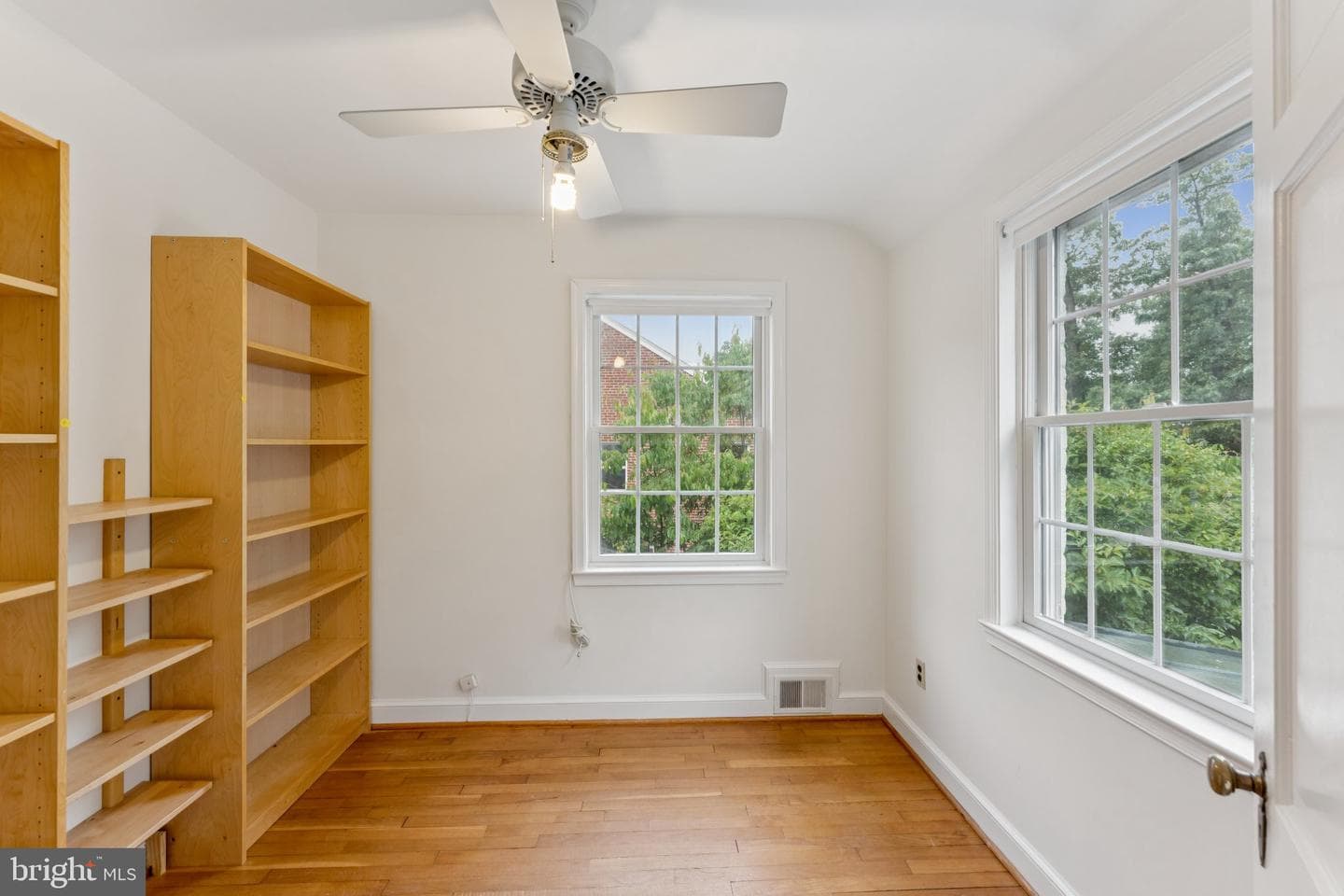 7052 31st Street NW photo 36