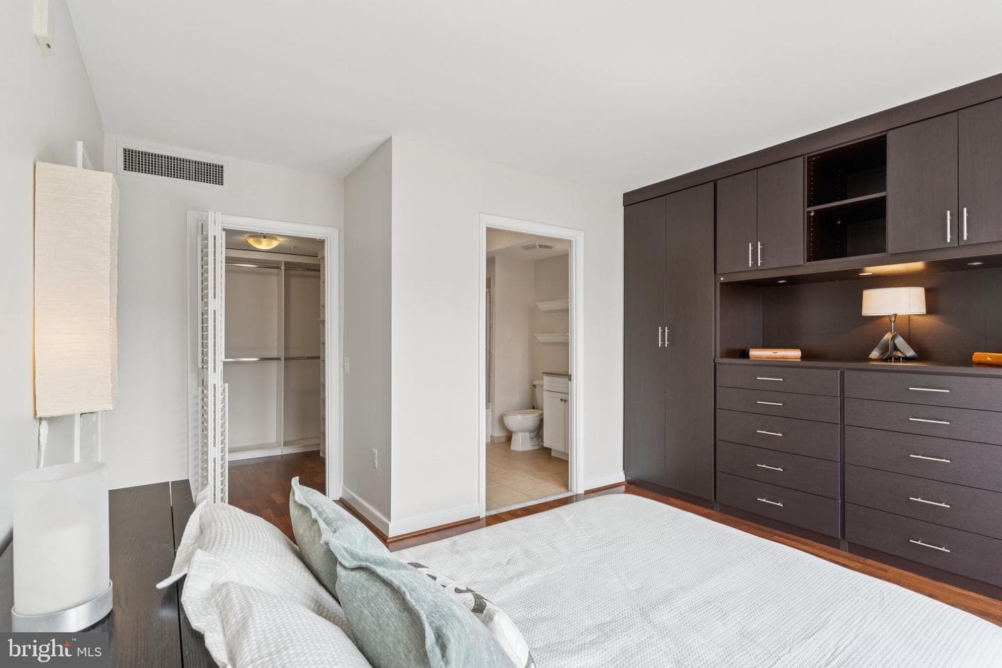 616 E Street NW #1114 photo 13