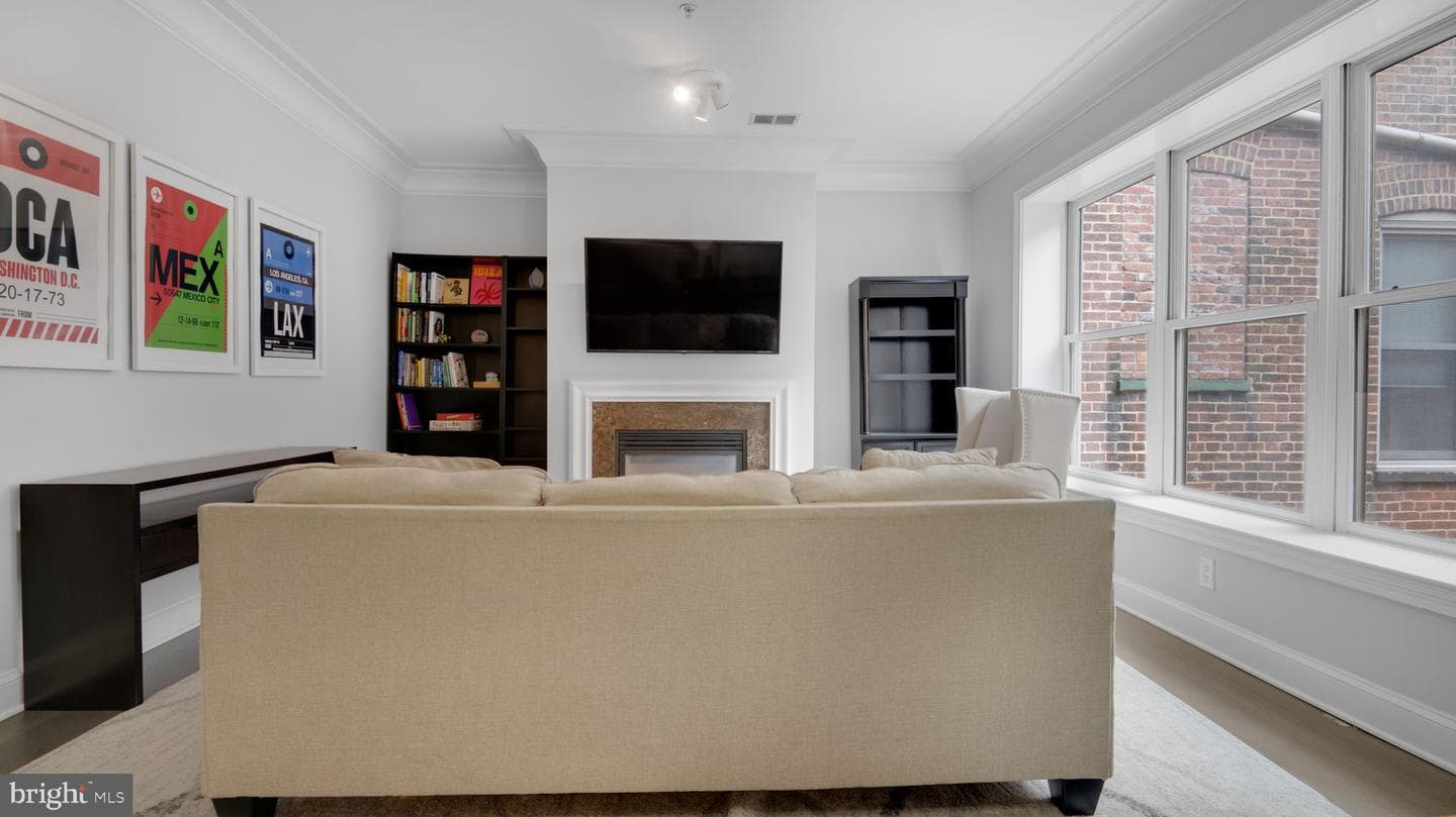 1323 Clifton Street NW #34 photo 5