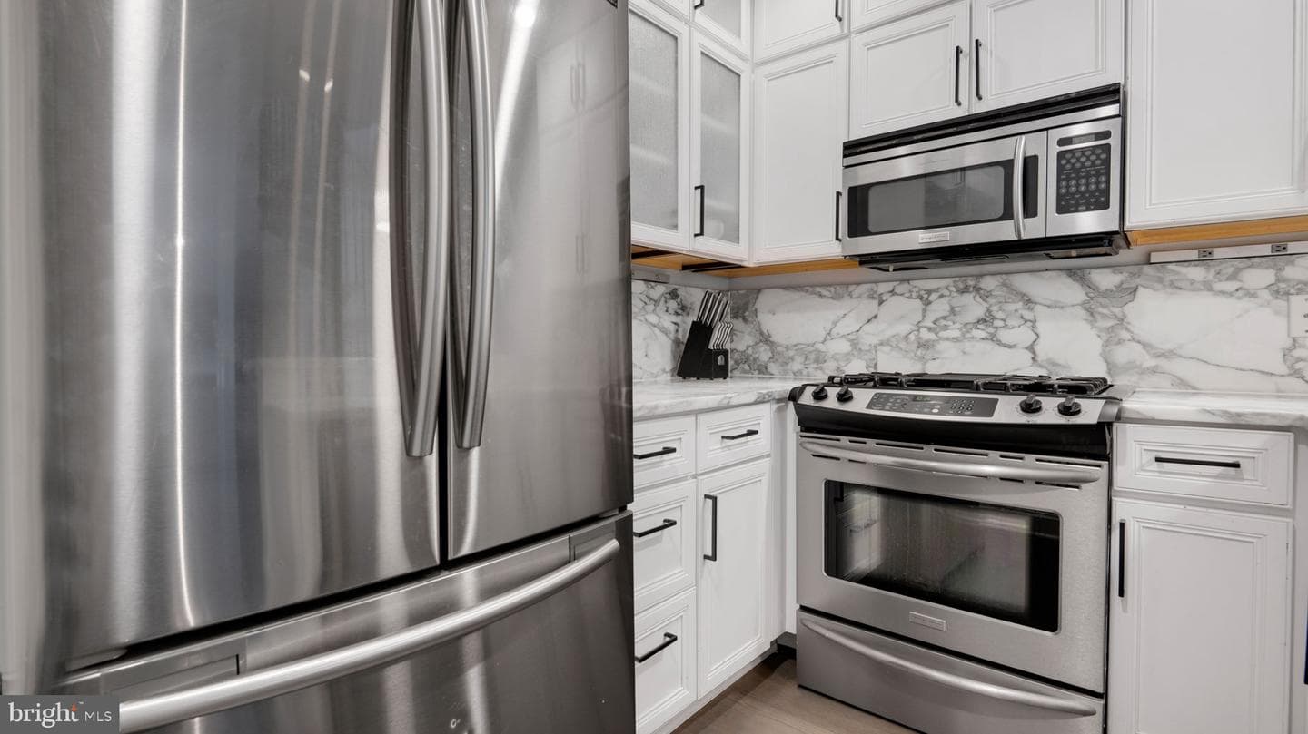1323 Clifton Street NW #34 photo 8