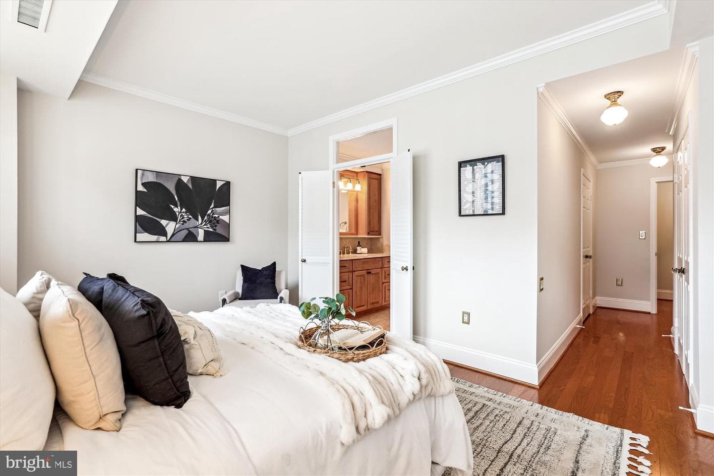 955 26th Street NW #512 photo 16