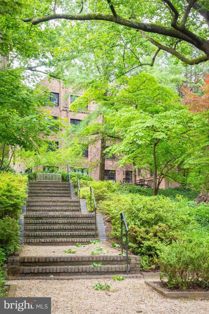 3900 Connecticut Avenue NW #306-F photo 29