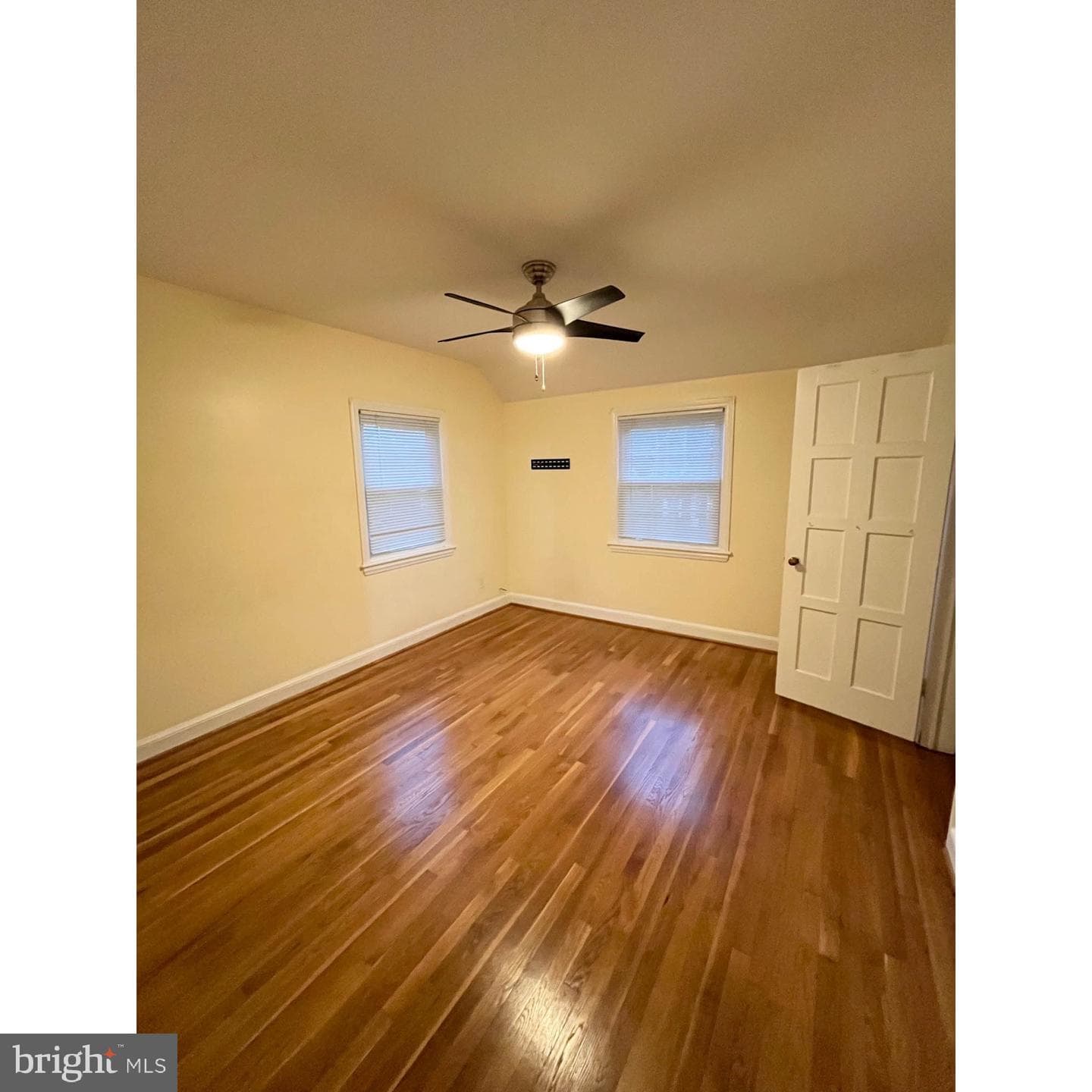 1612 Buchanan Street NE photo 16