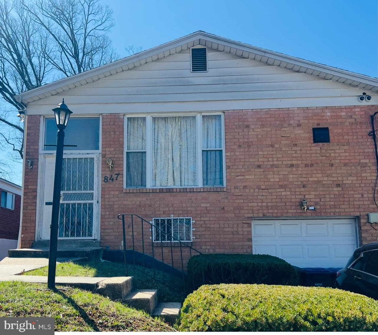 847 Hilltop Terrace SE photo 1