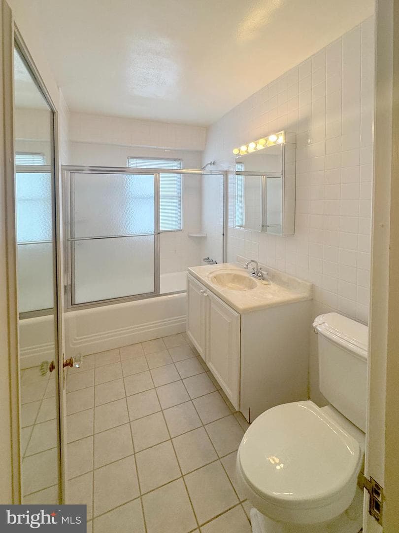 4000 Cathedral Avenue NW #518b photo 7