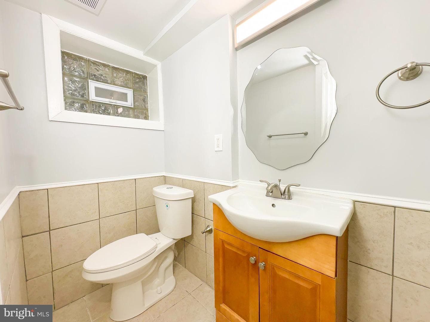 130 36th Street NE photo 14