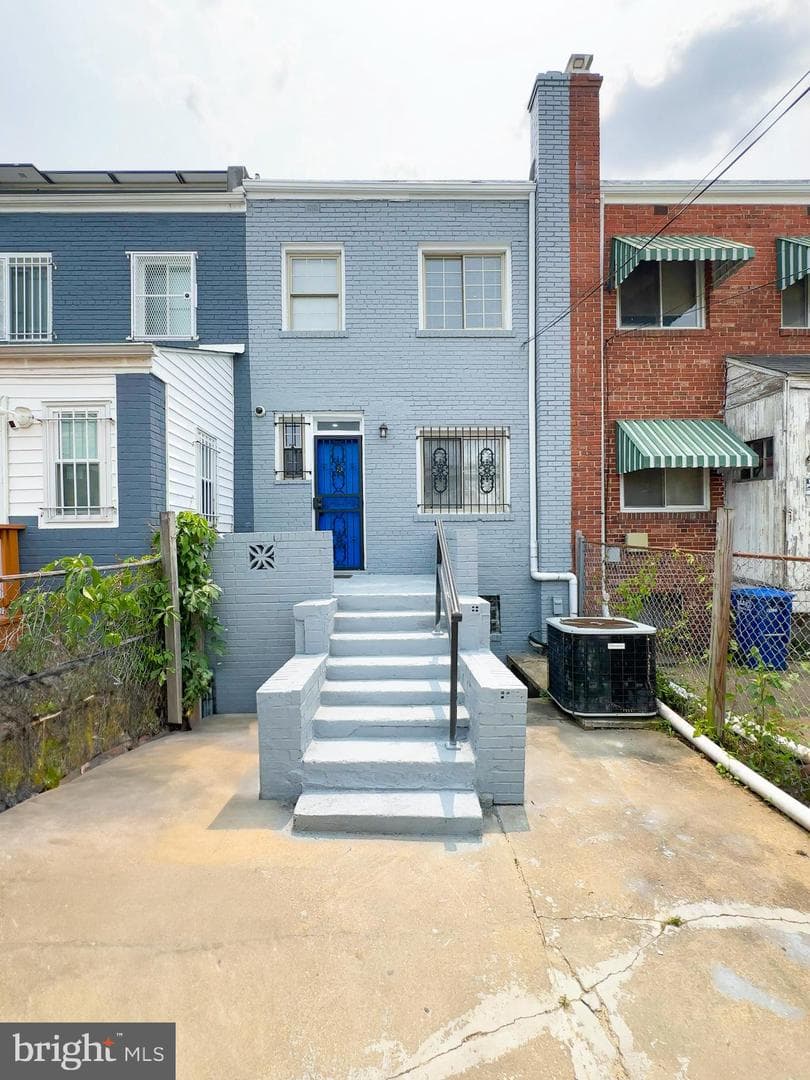 130 36th Street NE photo 5