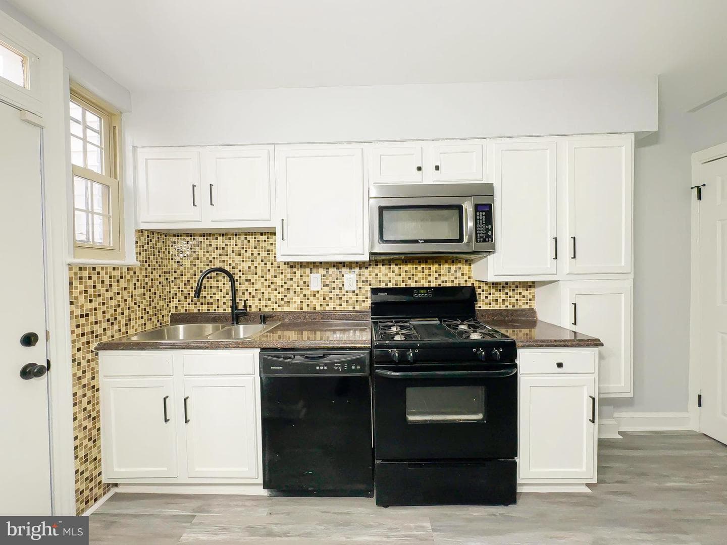 130 36th Street NE photo 9