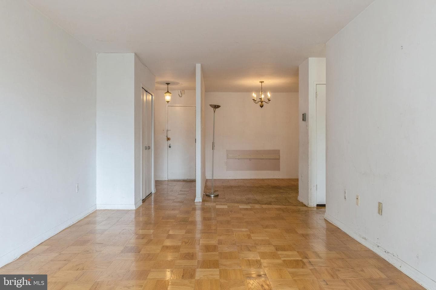 3001 Veazey Terrace NW #709 photo 3