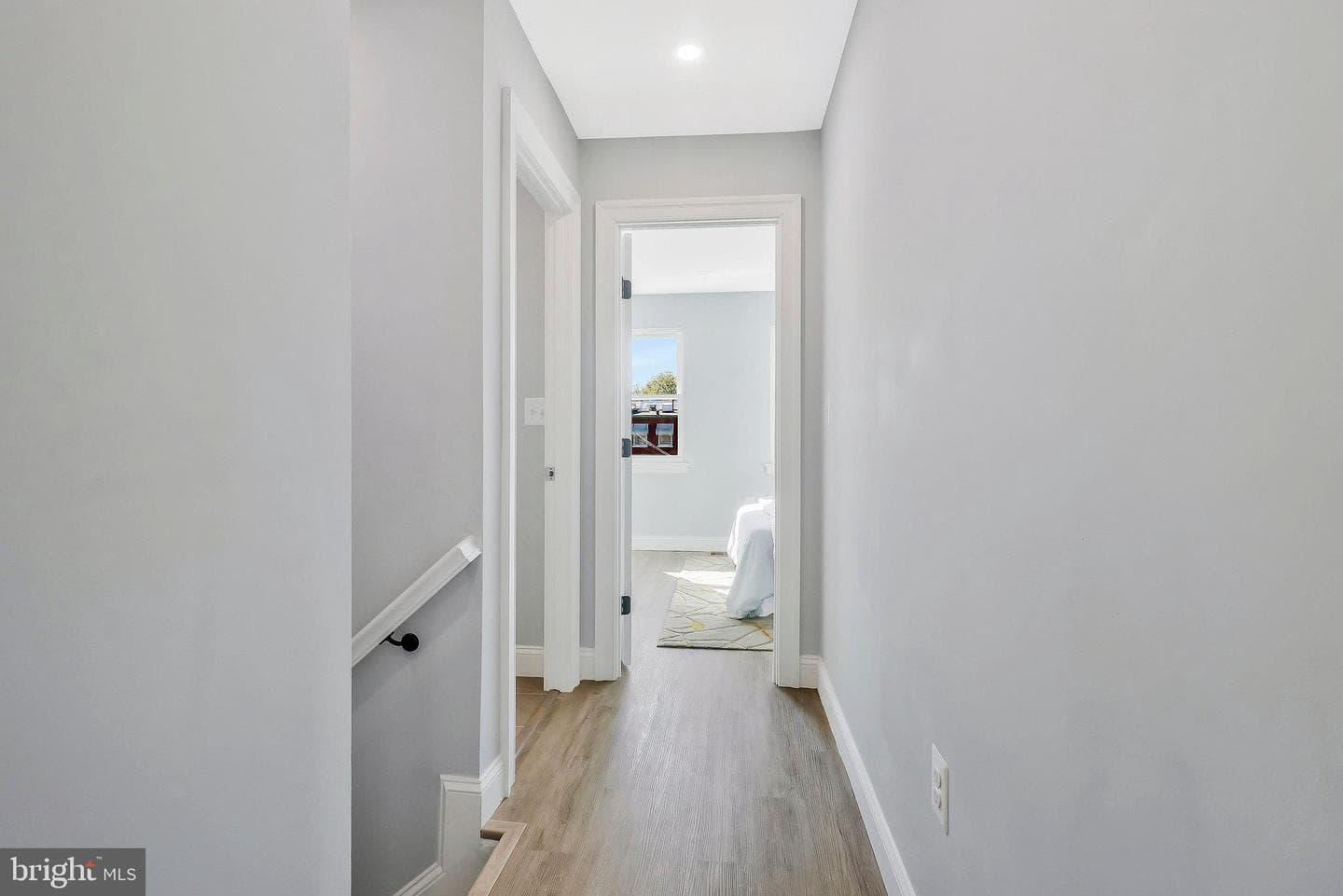 1515 Montana Avenue NE photo 25