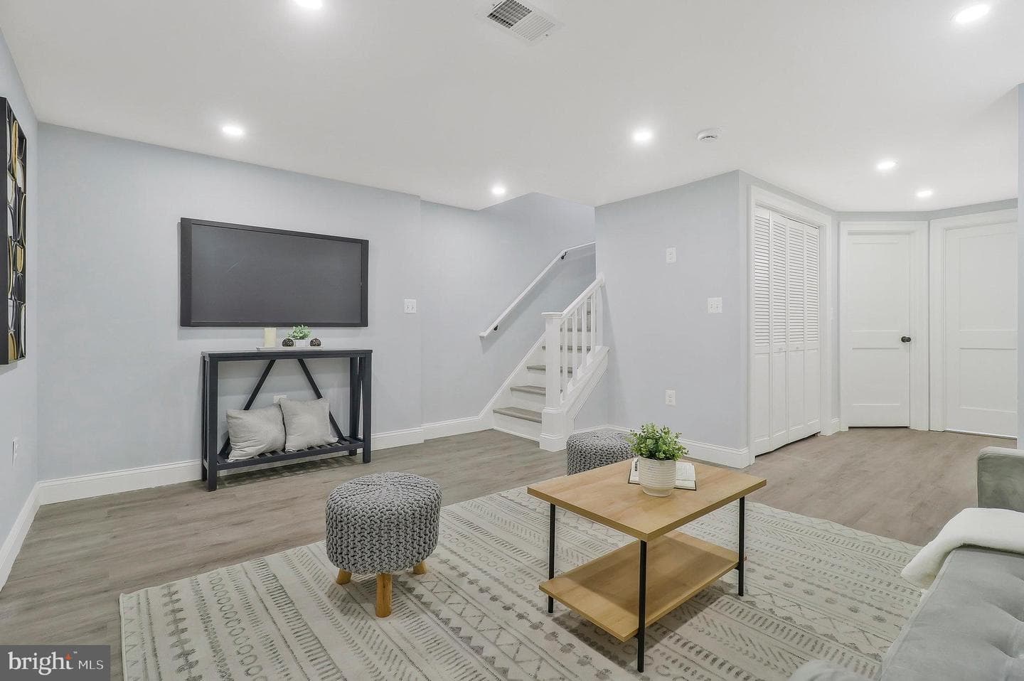 1515 Montana Avenue NE photo 34