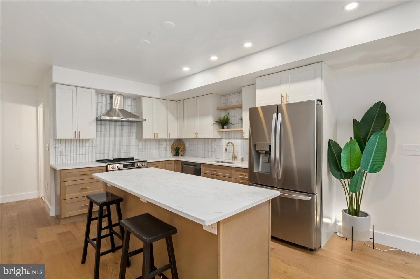 318 Webster Street NW #b photo 1