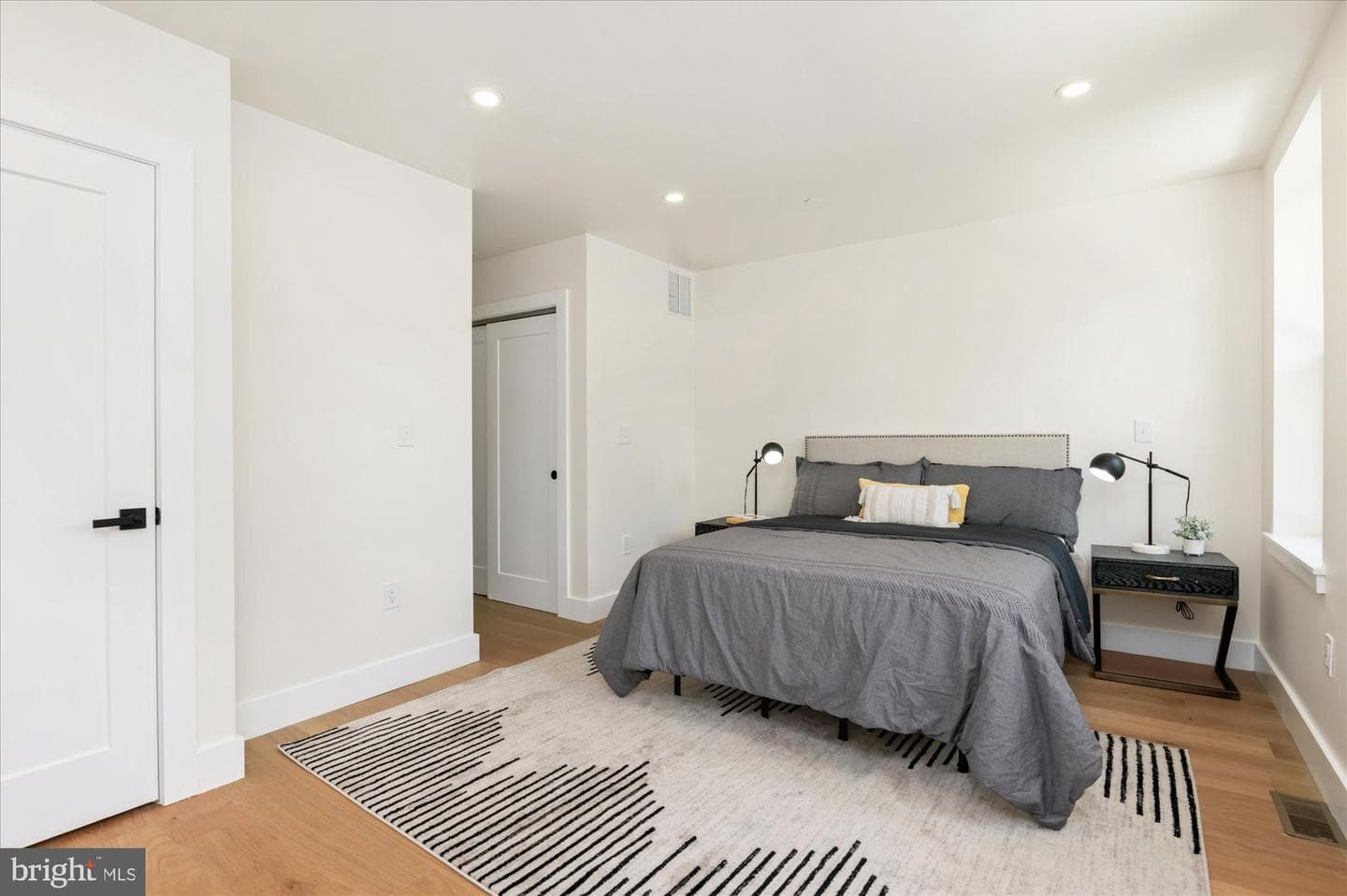 318 Webster Street NW #b photo 22