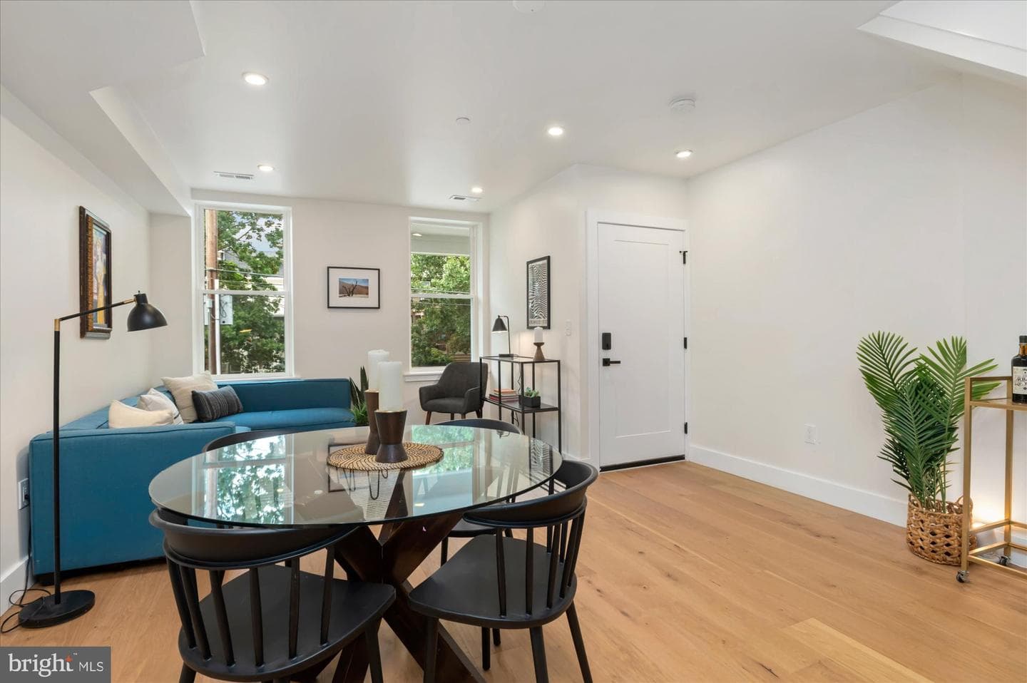 318 Webster Street NW #b photo 4