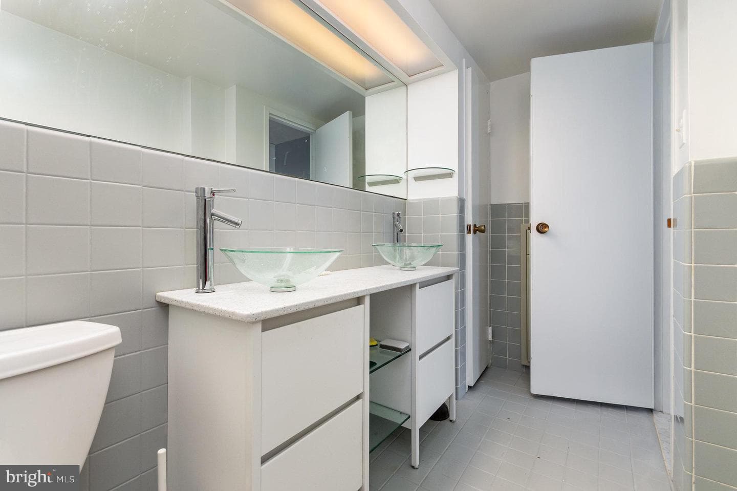 4201 Cathedral Avenue NW #910w photo 18