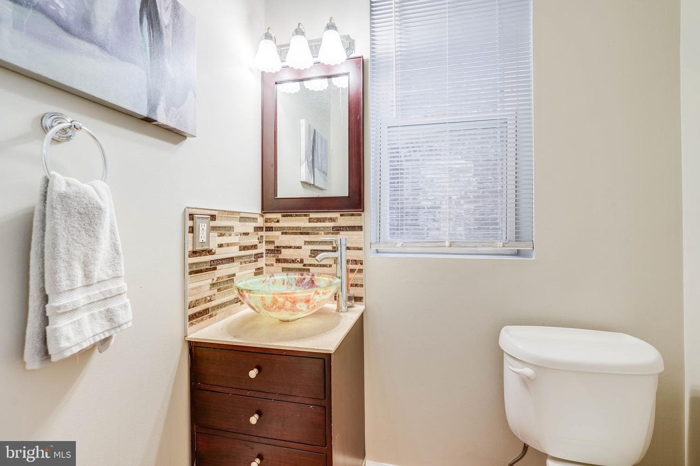 27 Todd Place NE photo 15