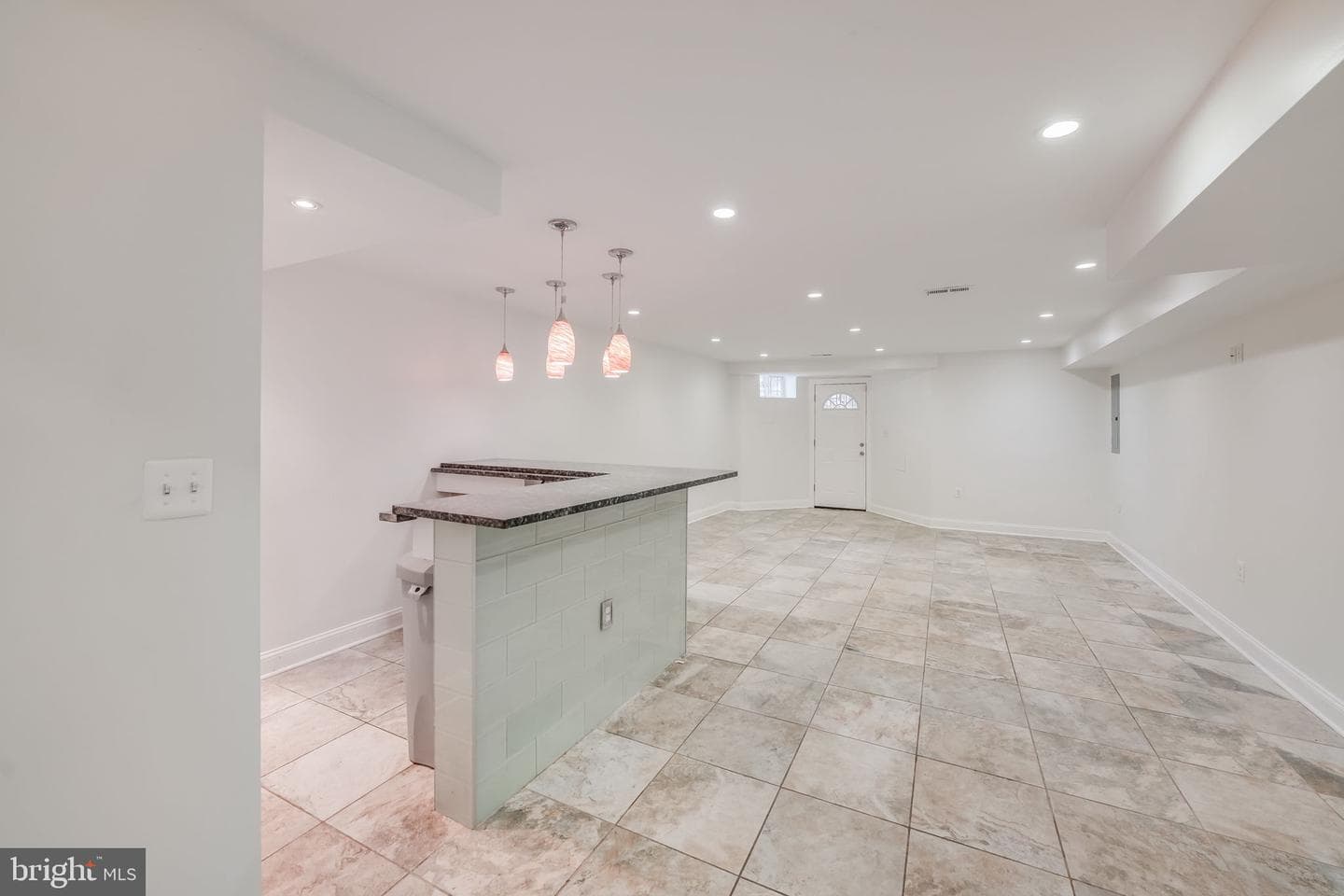 27 Todd Place NE photo 32