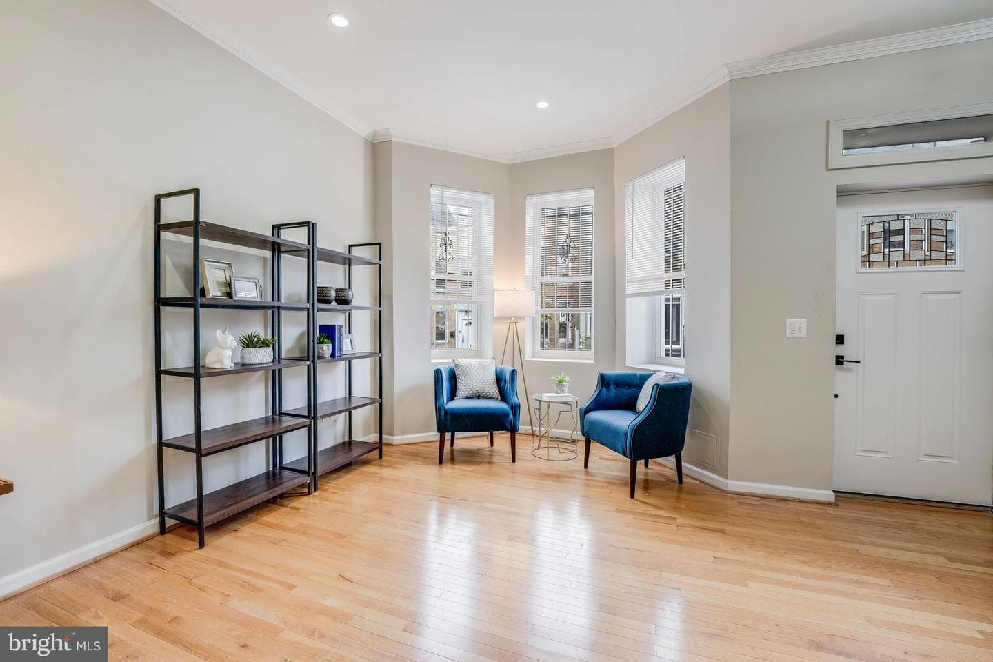 27 Todd Place NE photo 6