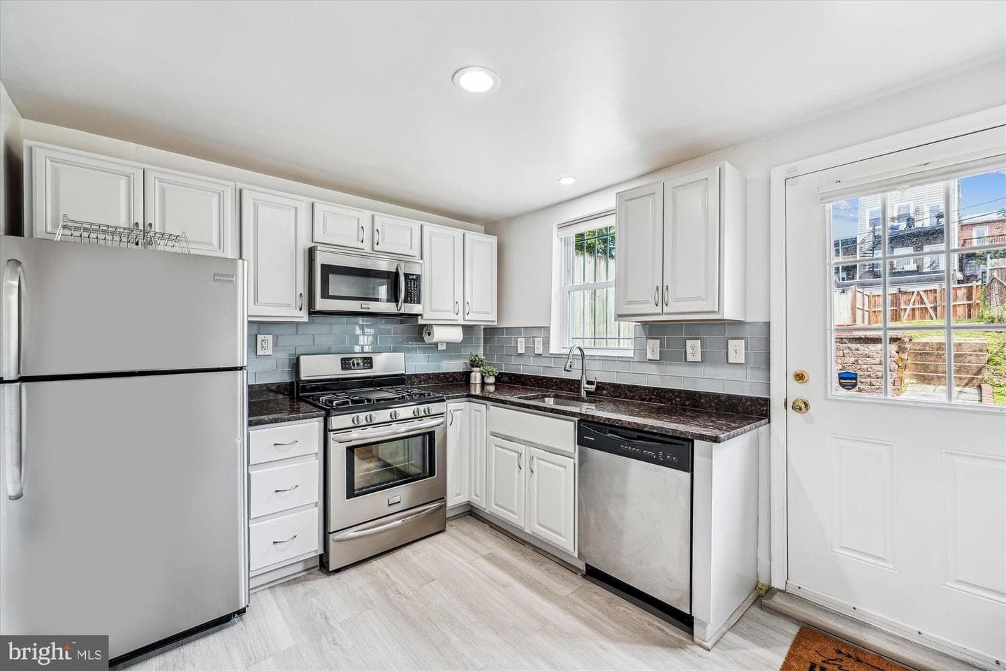 825 Euclid Street NW photo 14