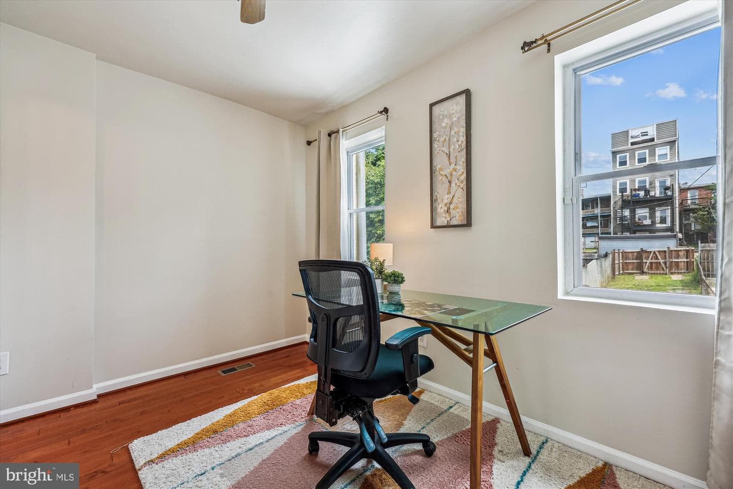 825 Euclid Street NW photo 25
