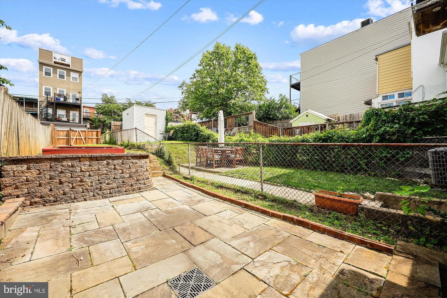 825 Euclid Street NW photo 32