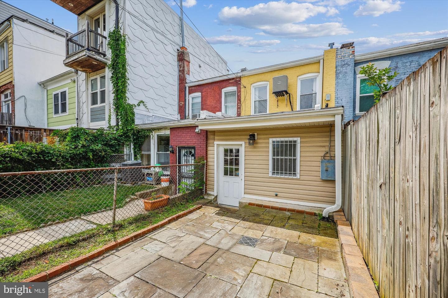 825 Euclid Street NW photo 33