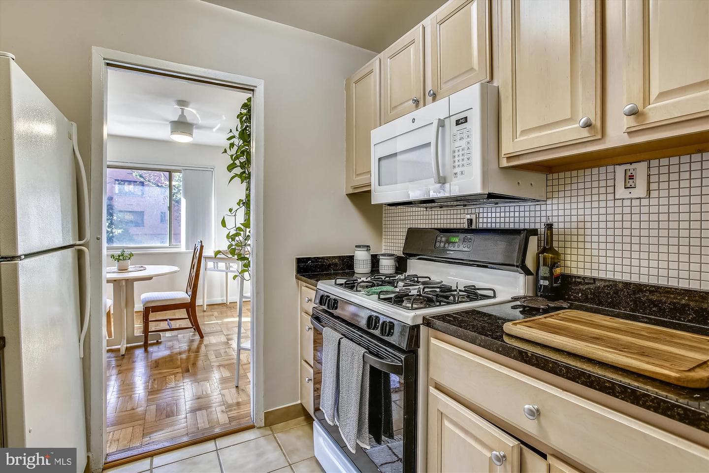 3900 Tunlaw Road NW #118 photo 12