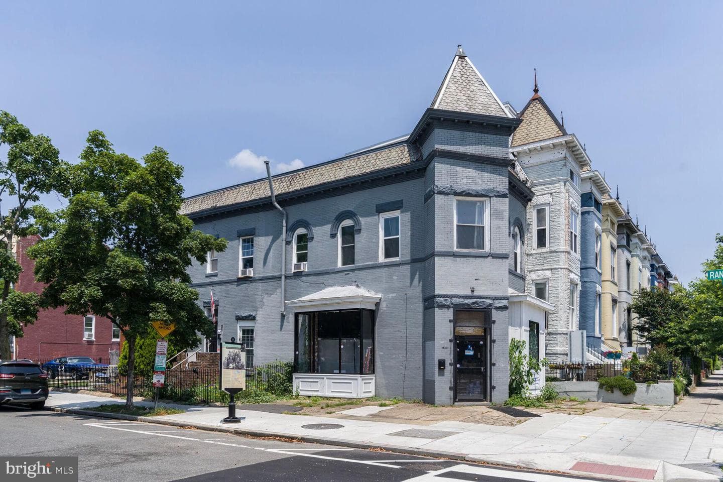 1720 1st Street NW photo 2
