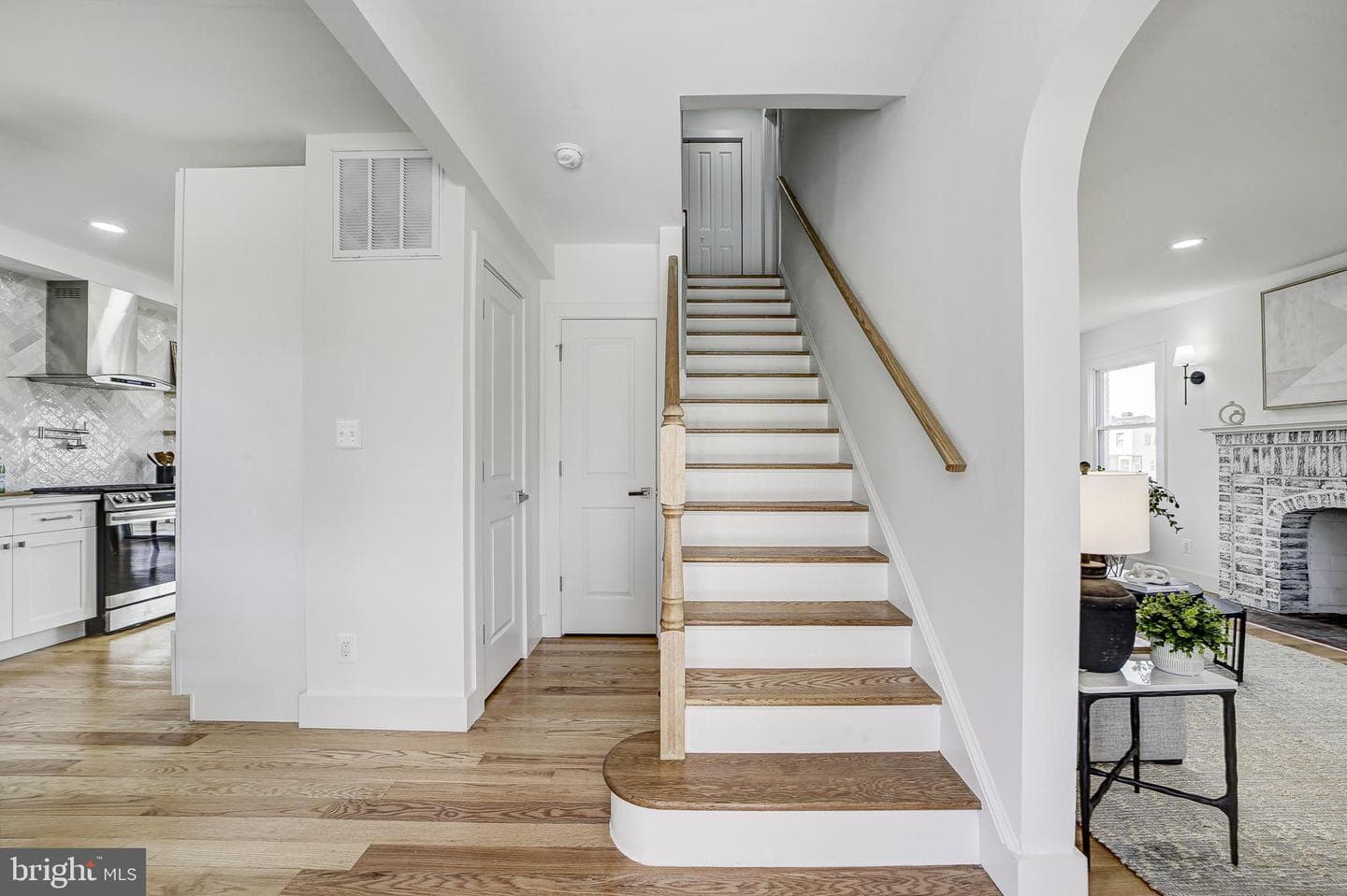 6920 8th Street NW photo 4