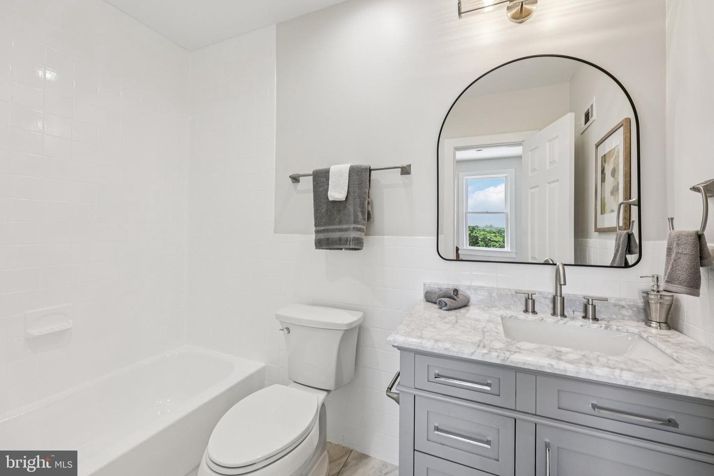 1357 Lawrence Street NE photo 33