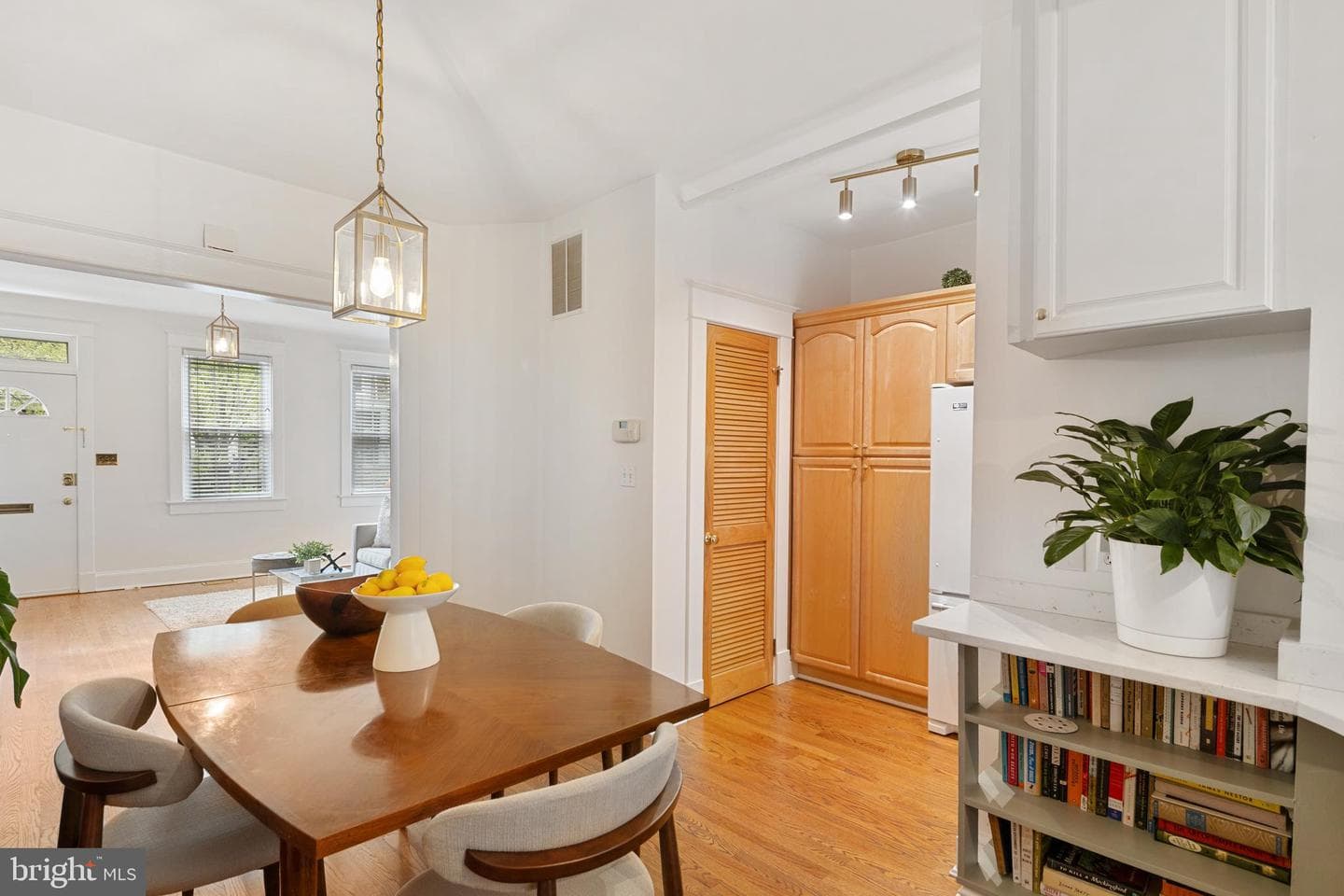 2009 37th Street NW photo 15