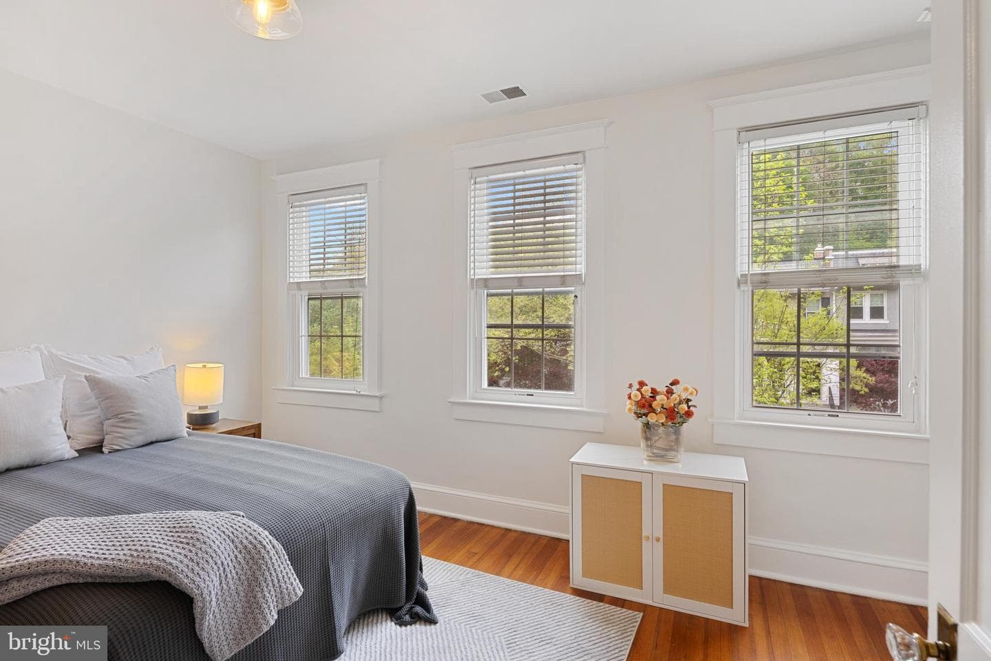 2009 37th Street NW photo 25