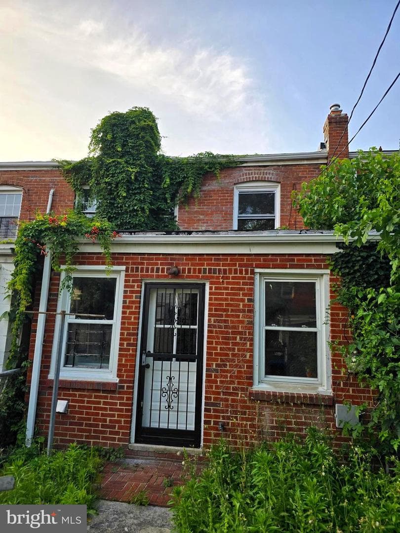 3333 Clay Place NE photo 19