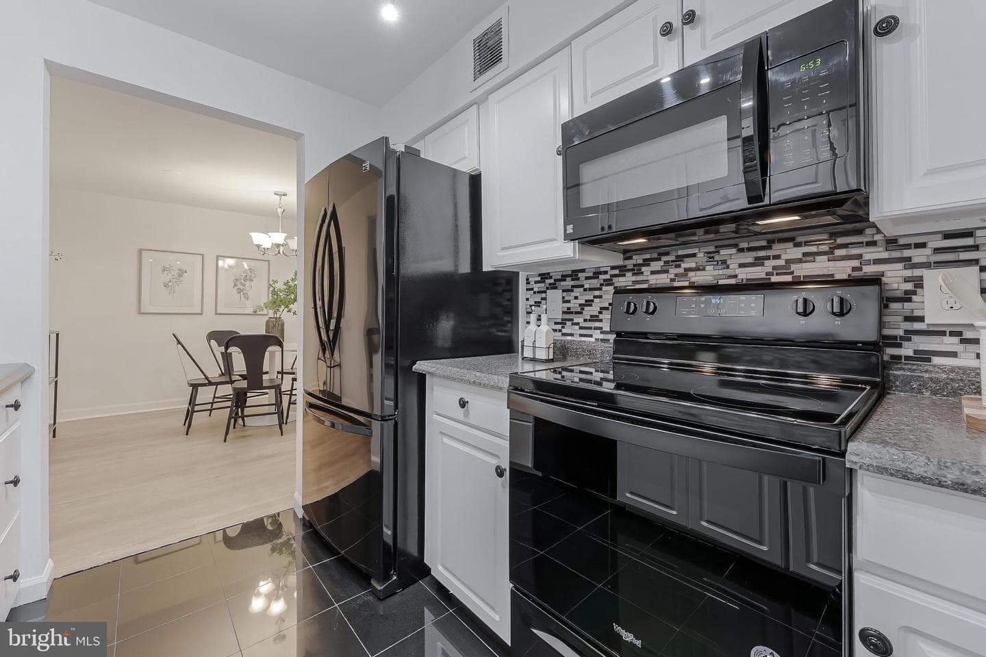 3460 Summit Court NE #3460 photo 8