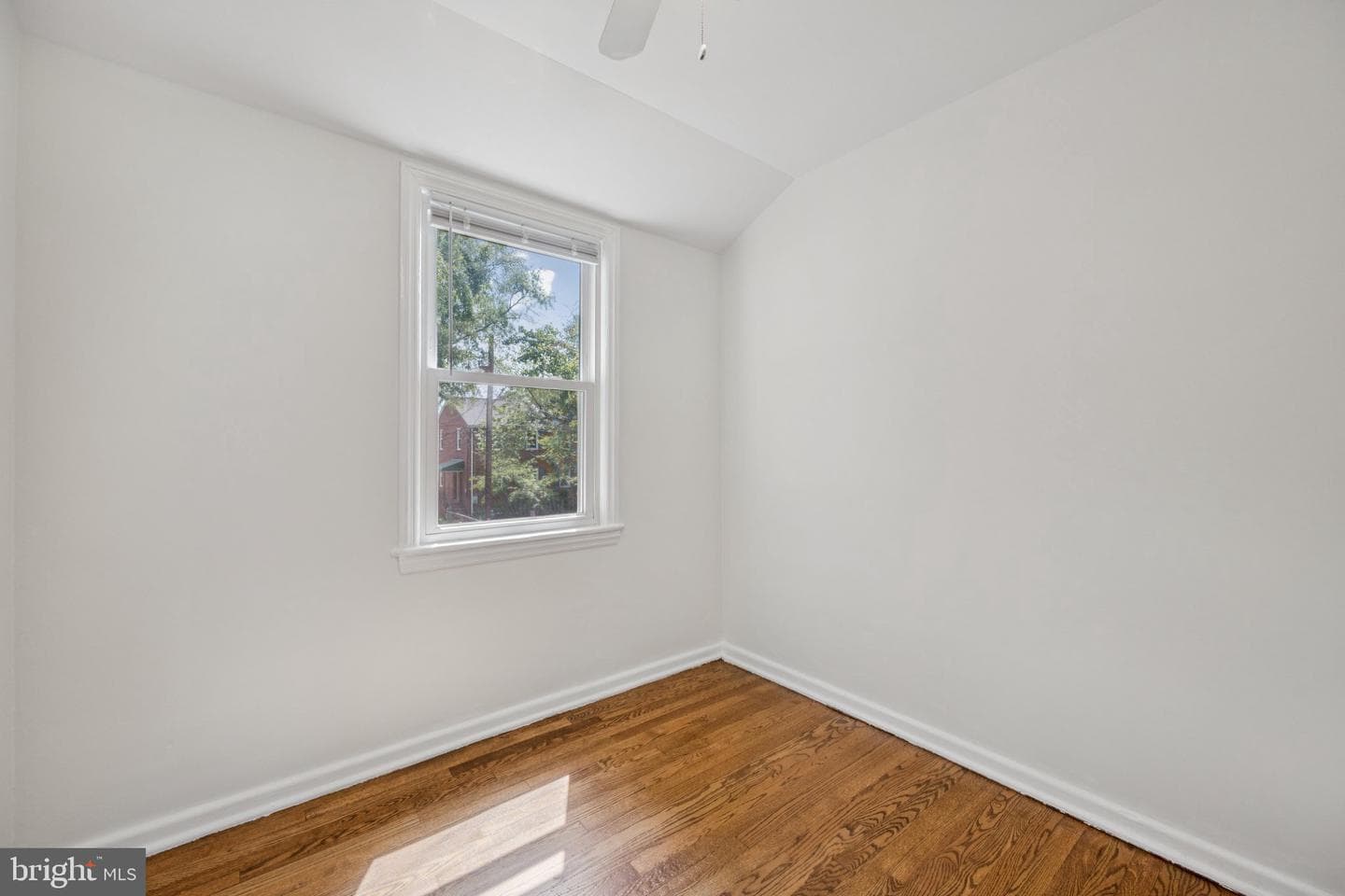 4932 11th Street NE photo 14