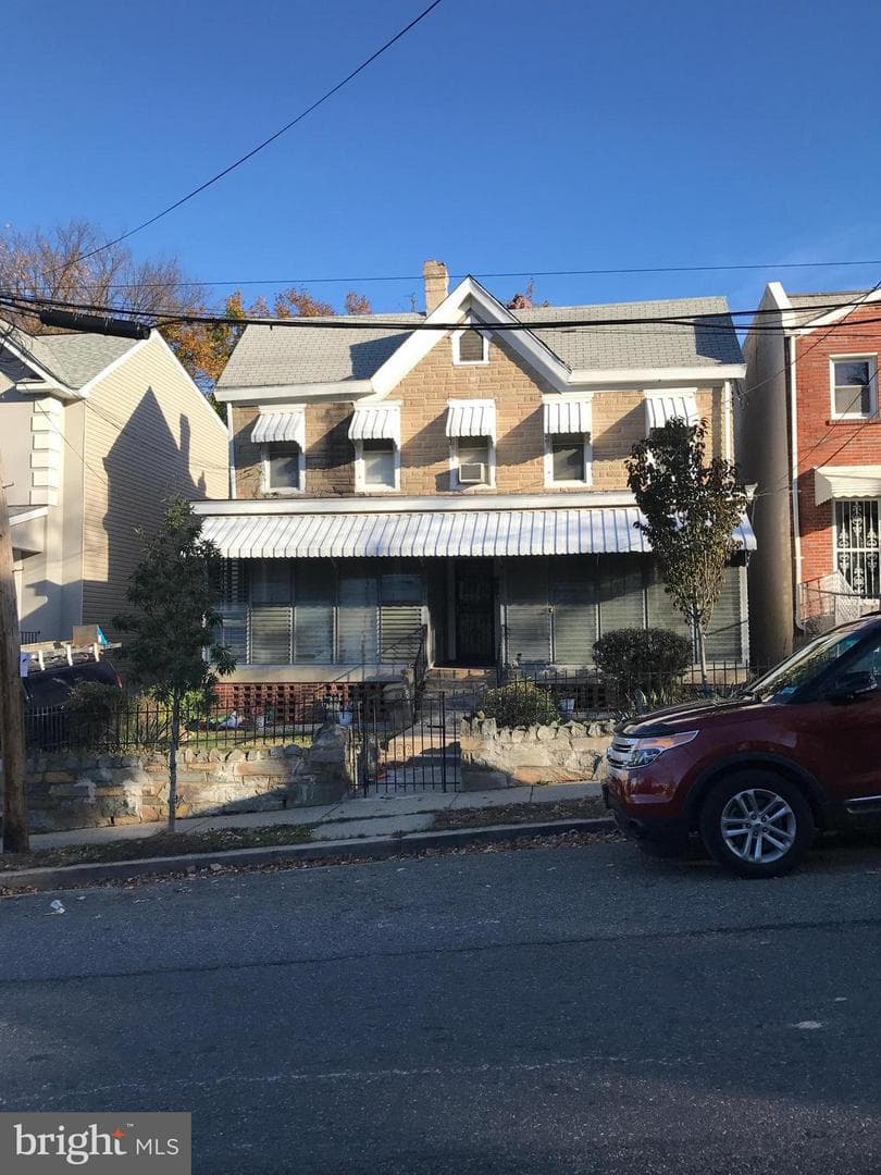 1616 W Street SE, Washington