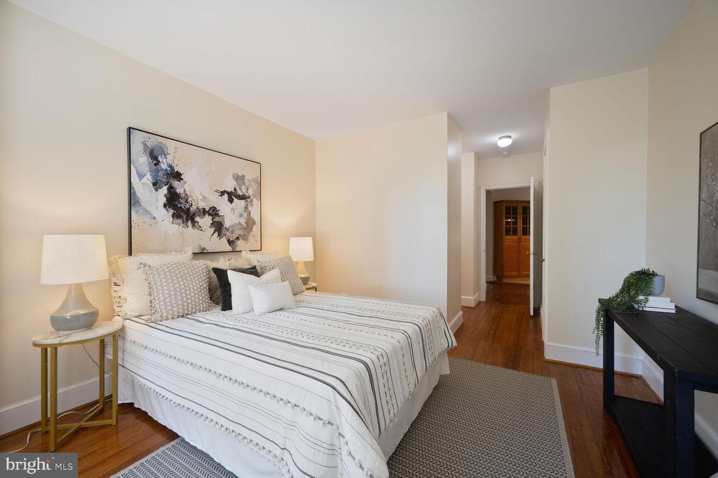 1735 New Hampshire Avenue NW #403 photo 17