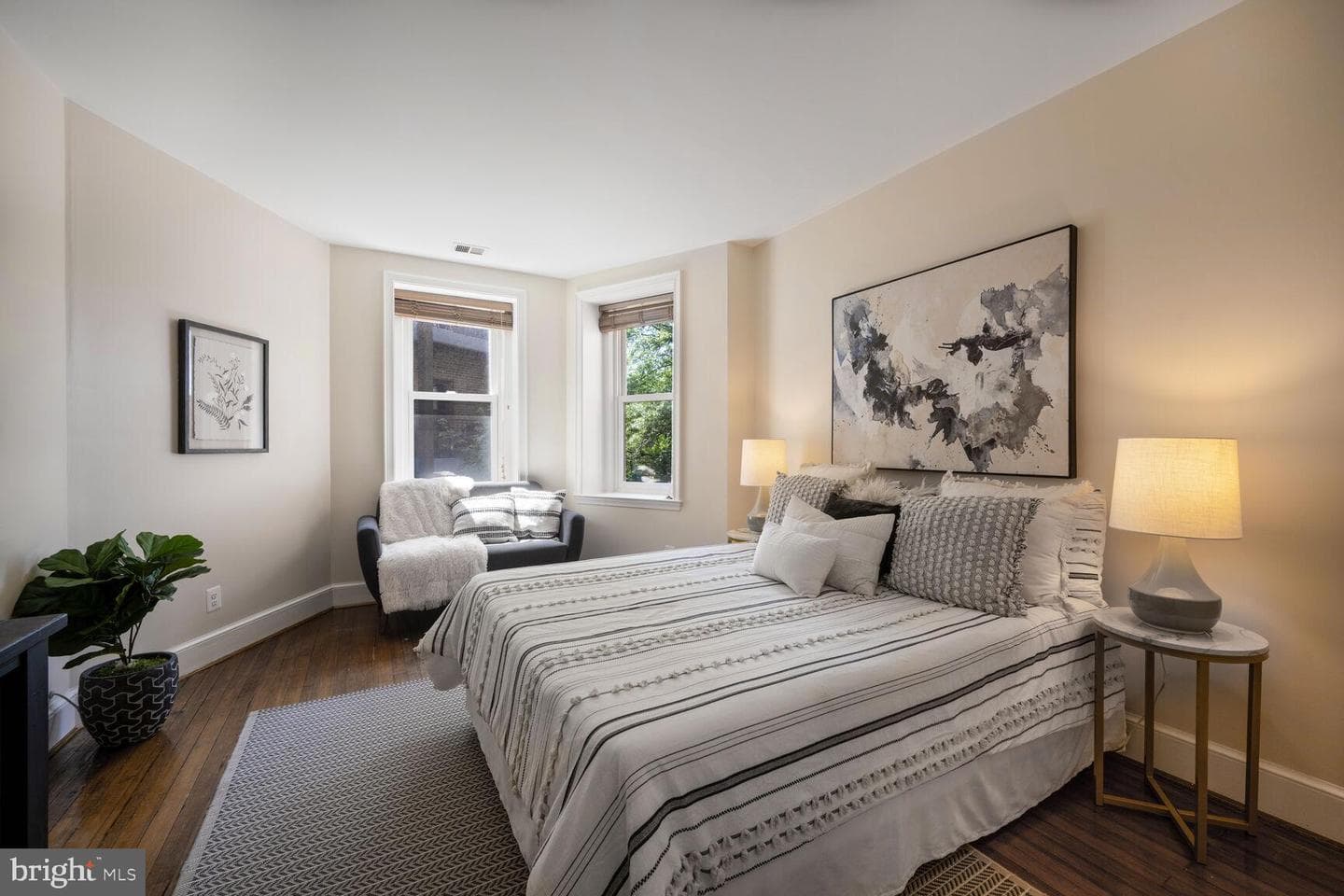 1735 New Hampshire Avenue NW #403 photo 18