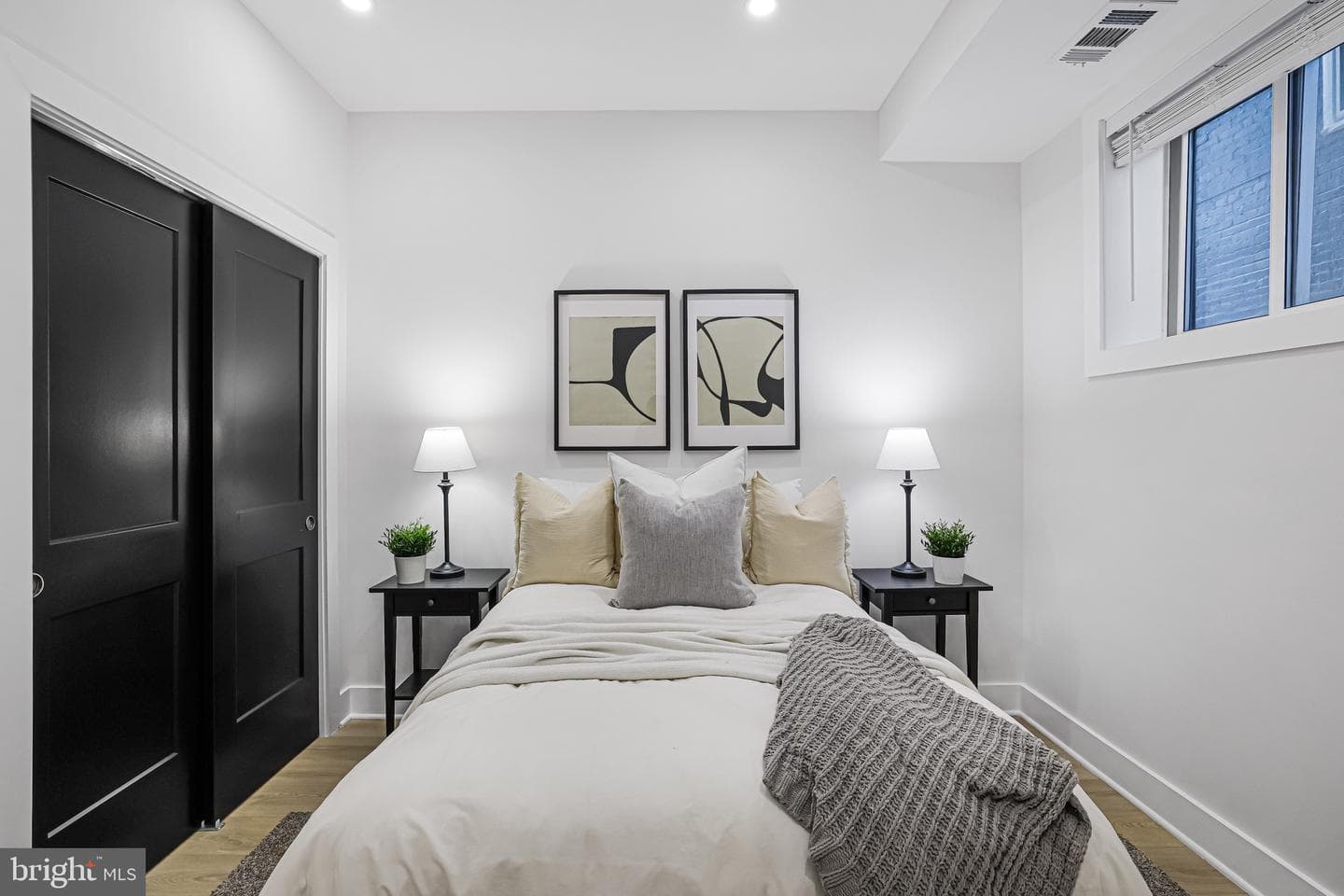 616 NW Kenyon Street NW #3 photo 15