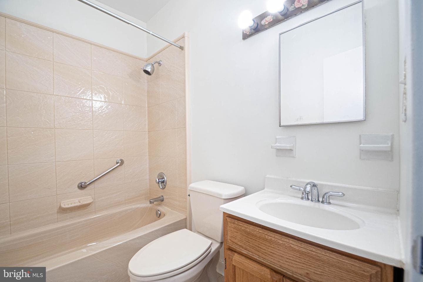 1669 Columbia Road NW #109 photo 21
