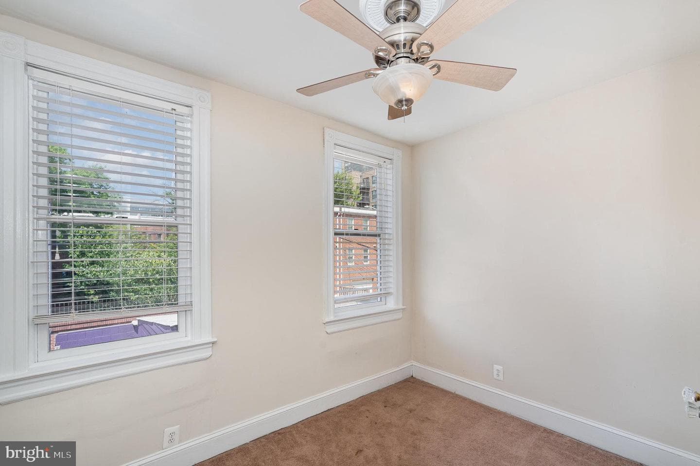 716 4th Street NE photo 13