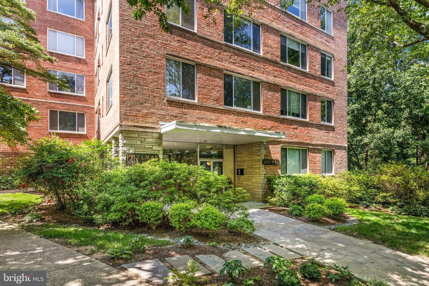 4100 W Street NW #306 photo 17