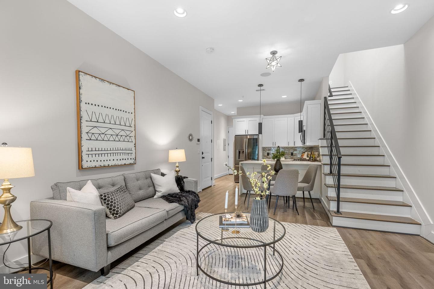 1417 Staples Street NE #201 photo 10