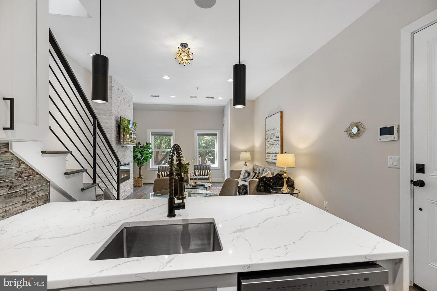 1417 Staples Street NE #201 photo 15