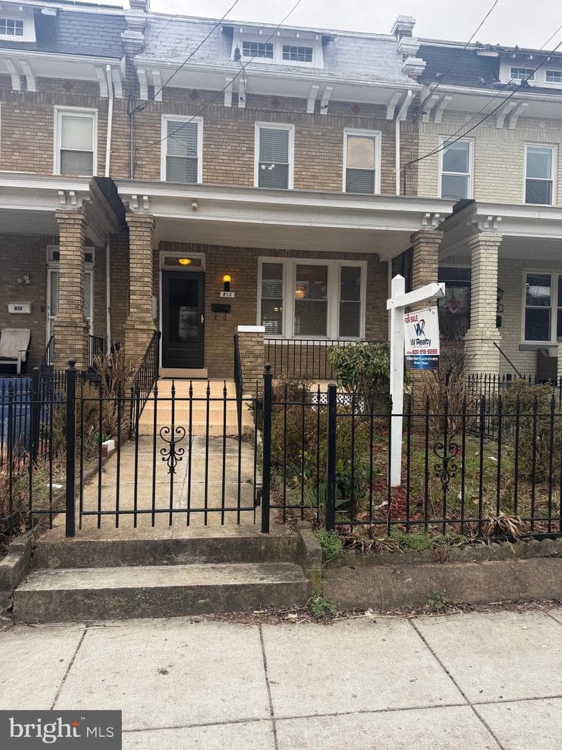 812 Emerson Street NW photo 25