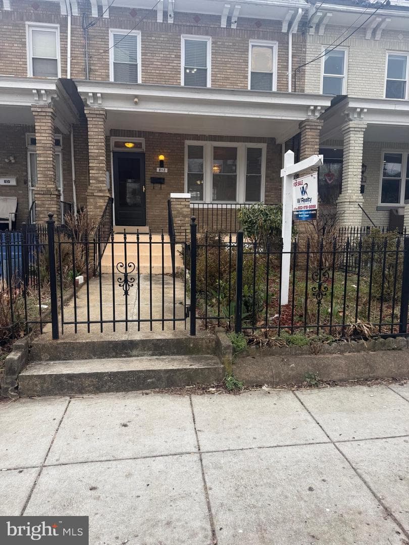 812 Emerson Street NW photo 26