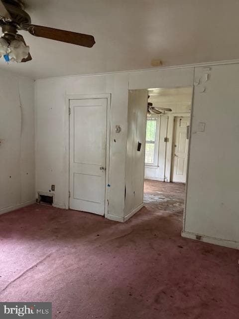 5716 Foote Street NE photo 2