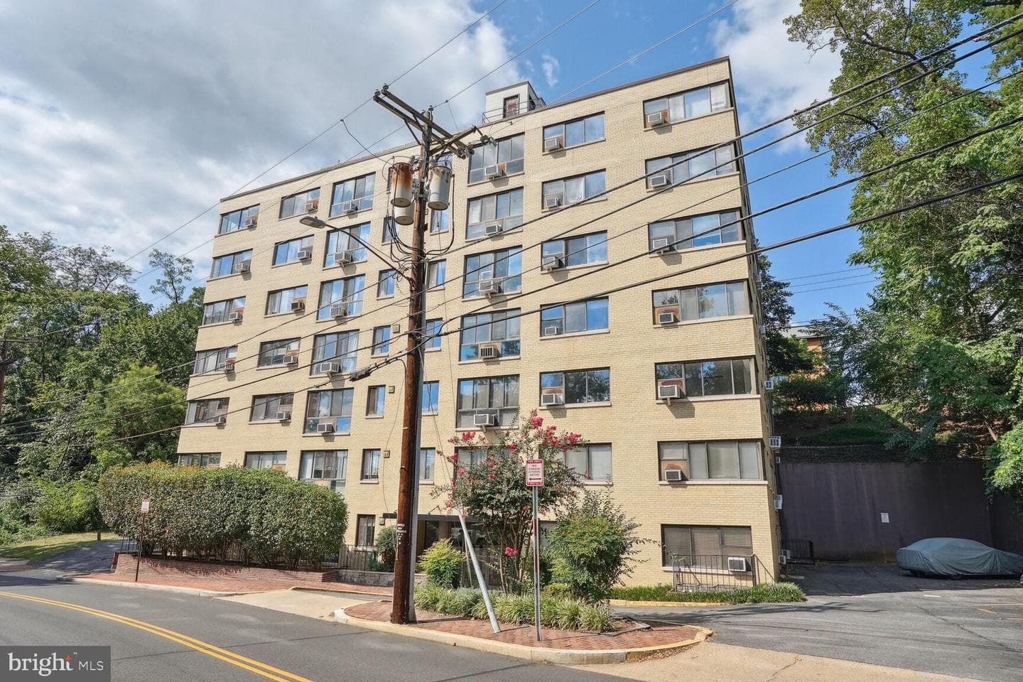 3901 Tunlaw Road NW #502 photo 31