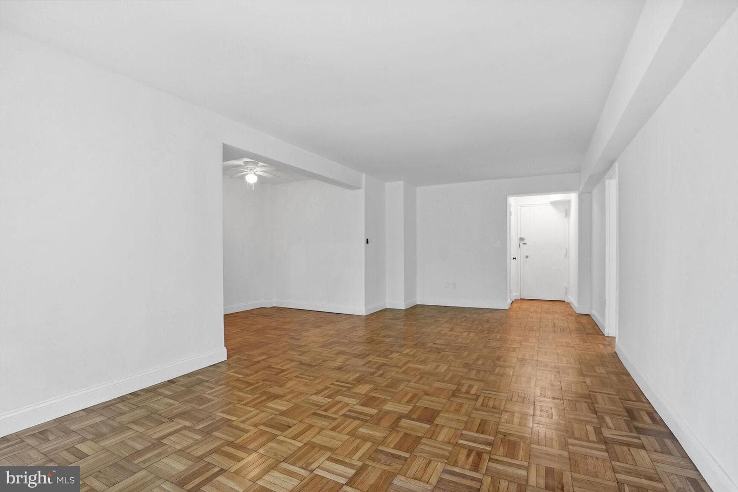 3901 Tunlaw Road NW #502 photo 8